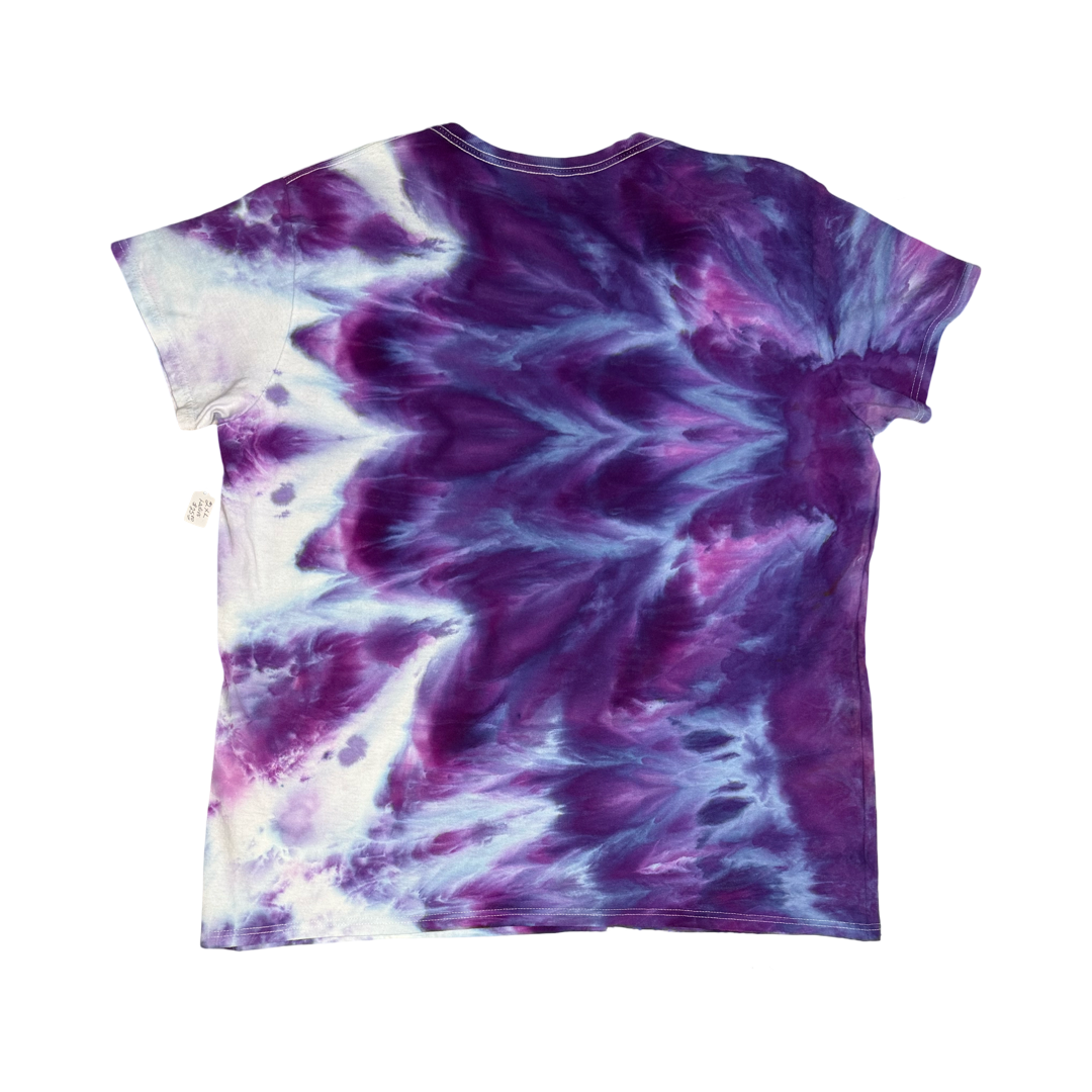 Purple Twilight Twist Gravity Dye Shirt Size LADIES 2XL